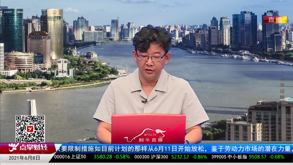 千鹤：不要带着偏见，我的板砖不是闹着玩的
